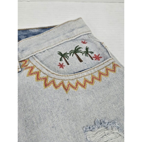 Pol M Embroidered Distressed Jean Shorts Size Small(30) Palm Tree - Picture 5 of 8